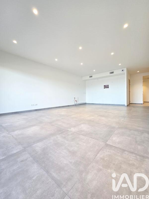 Appartement - 98 m² - 4 pièces