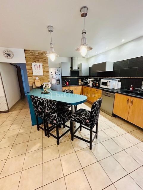 Maison - 95 m² - 4 pièces