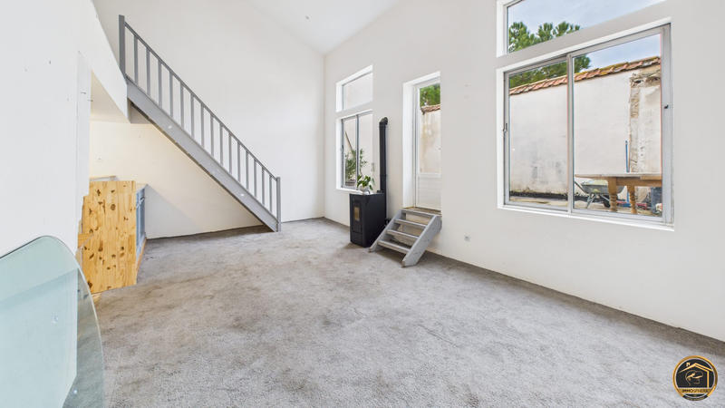 Maison - 170 m² - 5 pièces