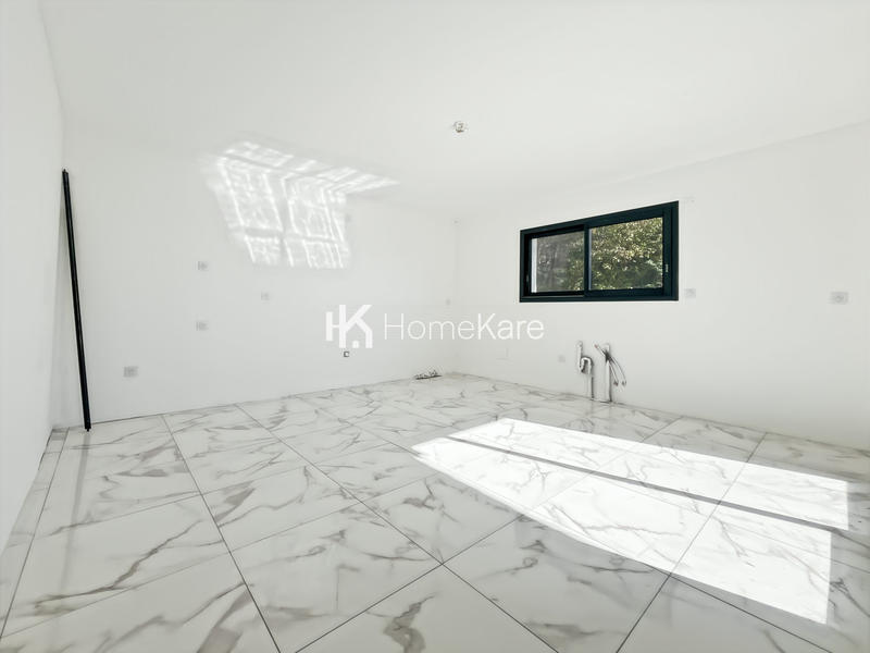 Maison - 130 m² - 4 pièces