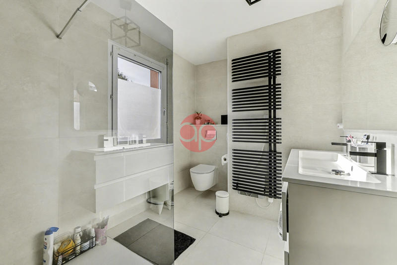 Maison - 146 m² - 5 pièces