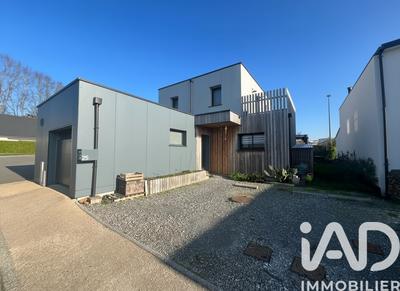 Maison - 110 m² - 4 pièces