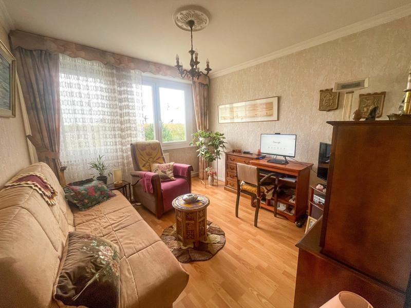 Appartement - 83 m² - 4 pièces