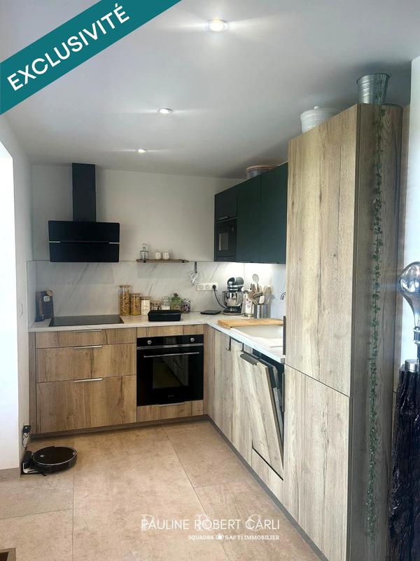 Appartement - 100 m² - 3 pièces