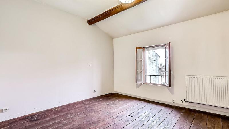 Appartement - 107 m² - 5 pièces