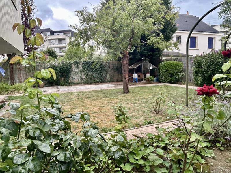 Maison - 160 m² - 9 pièces