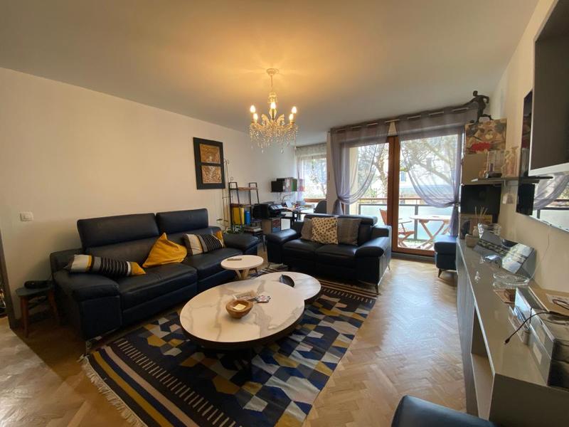 Appartement - 72 m² - 3 pièces