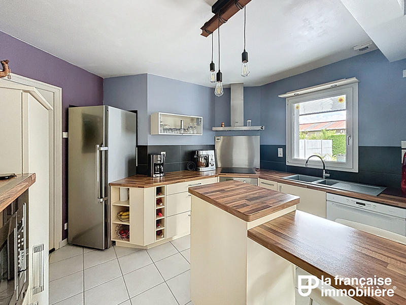 Maison - 135 m² - 6 pièces