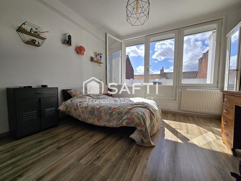 Maison de ville - 217 m² - 9 pièces