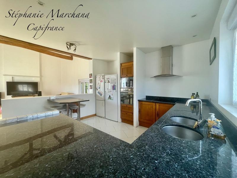 Propriété - 270 m² - 7 pièces