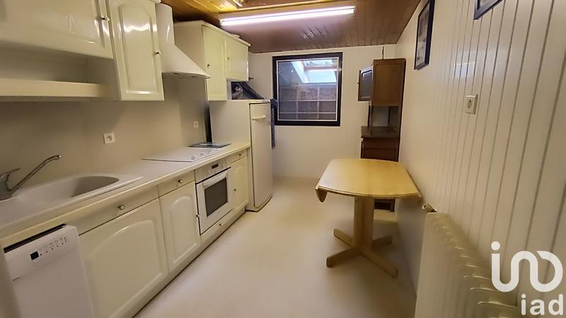 Maison - 243 m² - 8 pièces