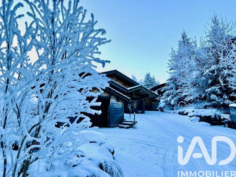 Châlet - 218 m² - 7 pièces