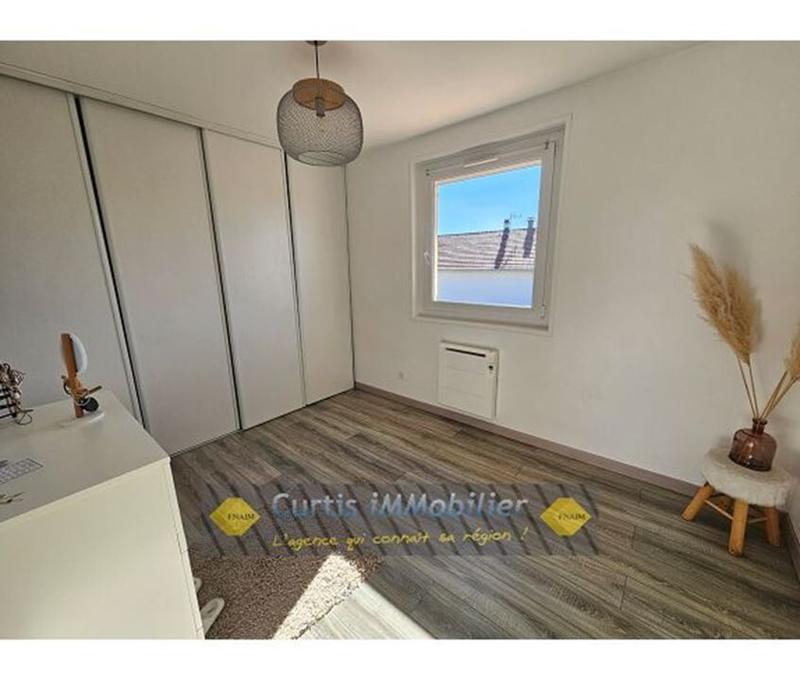 Maison - 92 m² - 4 pièces