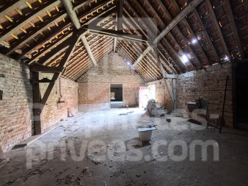 Maison - 235 m² - 7 pièces