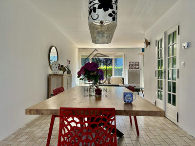 Maison - 93 m² - 4 pièces