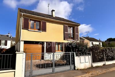 Maison - 120 m² - 7 pièces