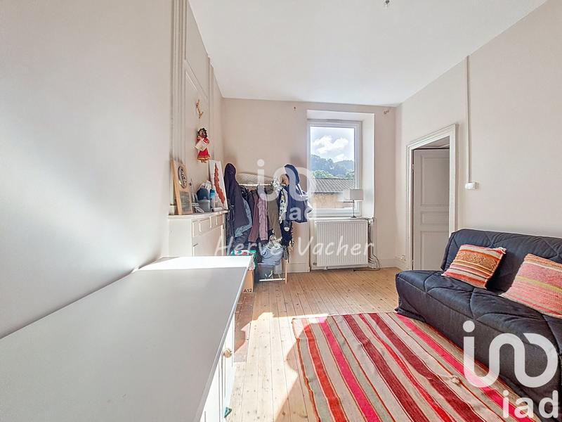 Maison - 212 m² - 7 pièces