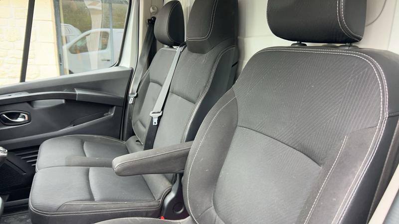 Renault Trafic 2.0 dCi 130 Grand Confort L1h1