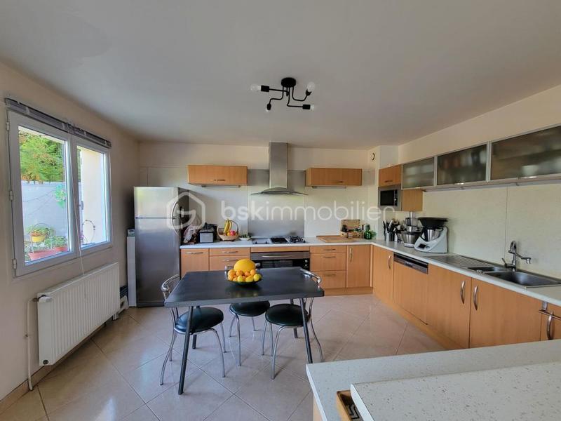 Pavillon - 168 m² - 7 pièces