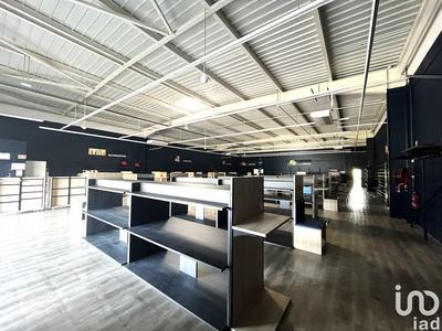 Local commercial - 610 m²