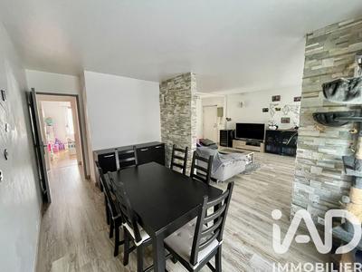 Appartement - 79 m² - 3 pièces