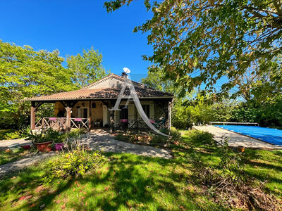 Maison - 147 m² - 8 pièces