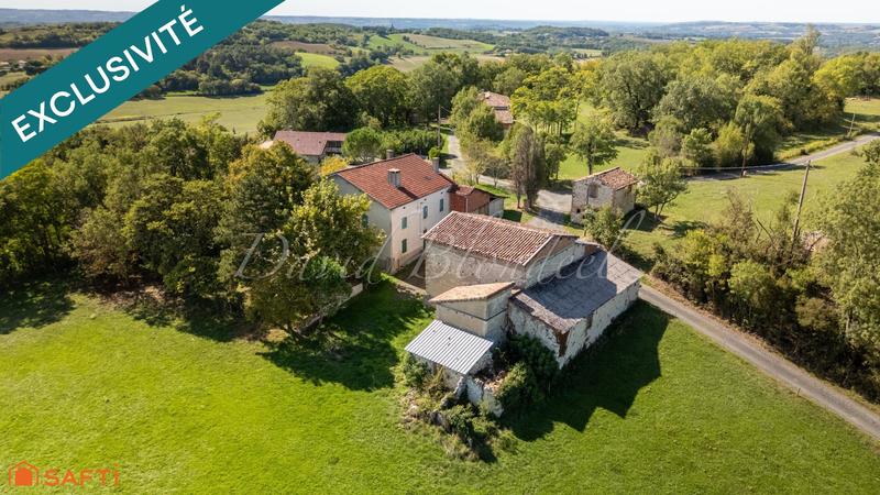 Maison - 271 m² - 8 pièces