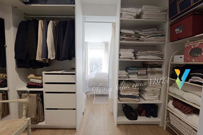 Maison - 195 m² - 9 pièces