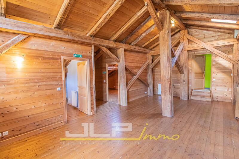 Ferme - 310 m² - 8 pièces