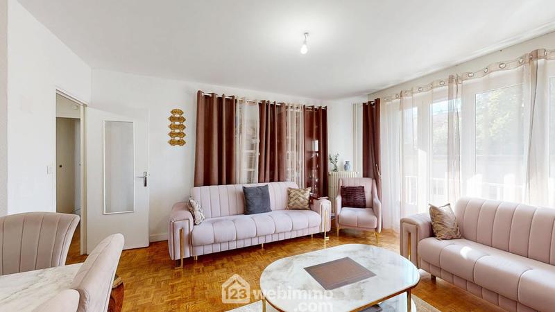 Appartement - 77 m² - 4 pièces