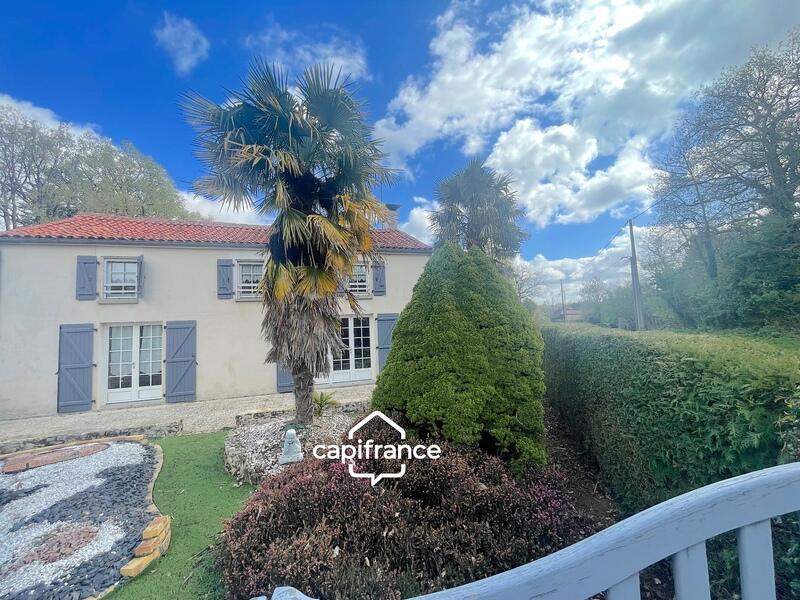 Maison - 141 m² - 7 pièces