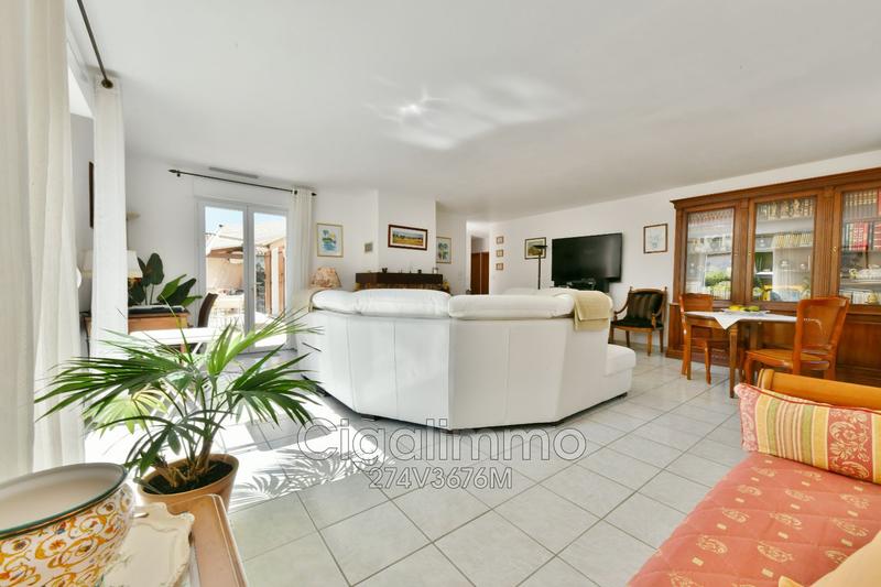 Villa - 179 m² - 8 pièces