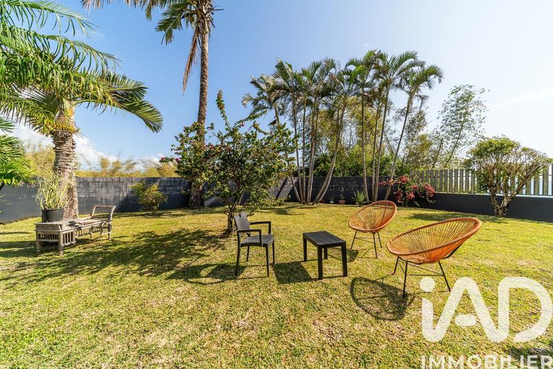 Maison - 235 m² - 7 pièces