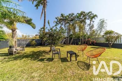 Maison - 235 m² - 7 pièces