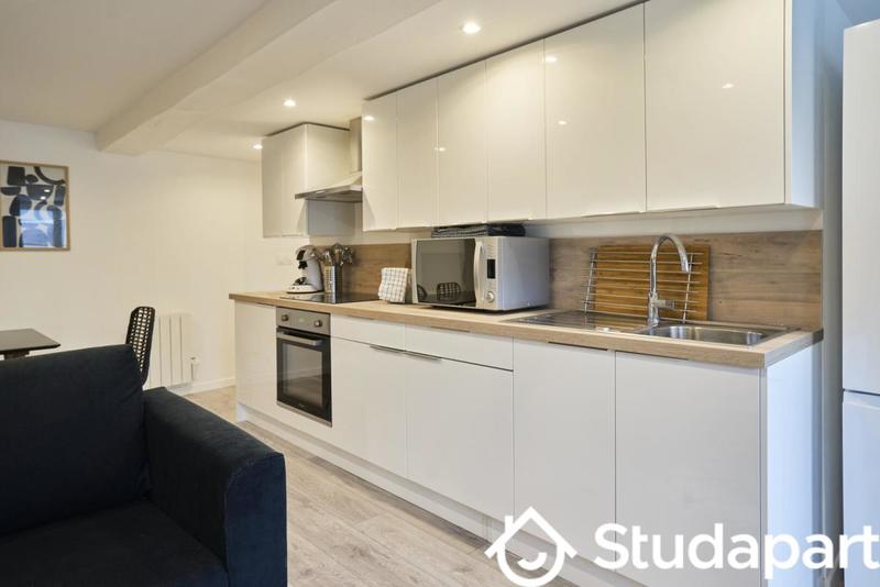 Chambre - 9 m² - 1 pièce