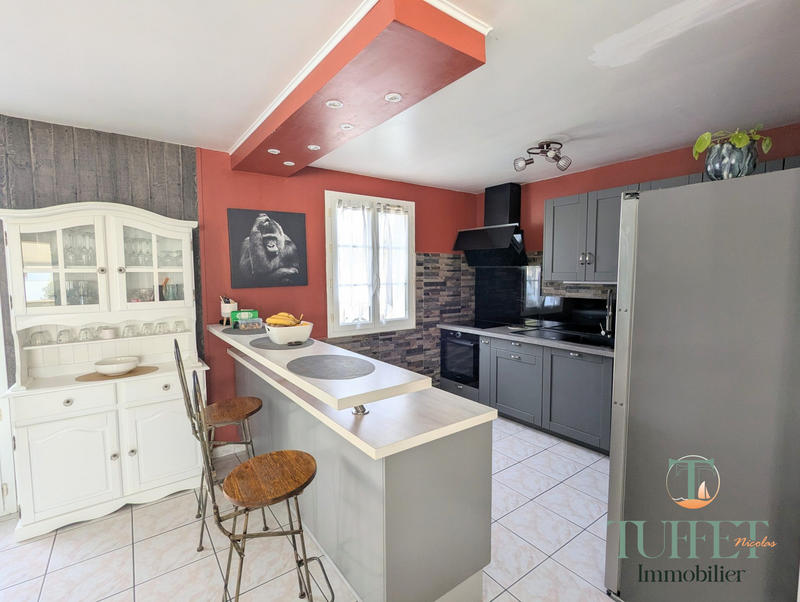 Maison - 121 m² - 6 pièces