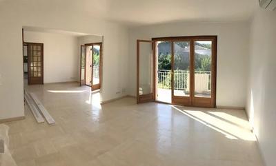 Appartement - 128 m² - 4 pièces