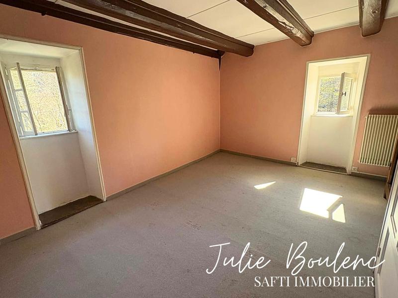 Maison - 341 m² - 12 pièces