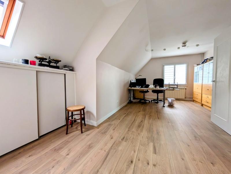 Maison - 158 m² - 6 pièces