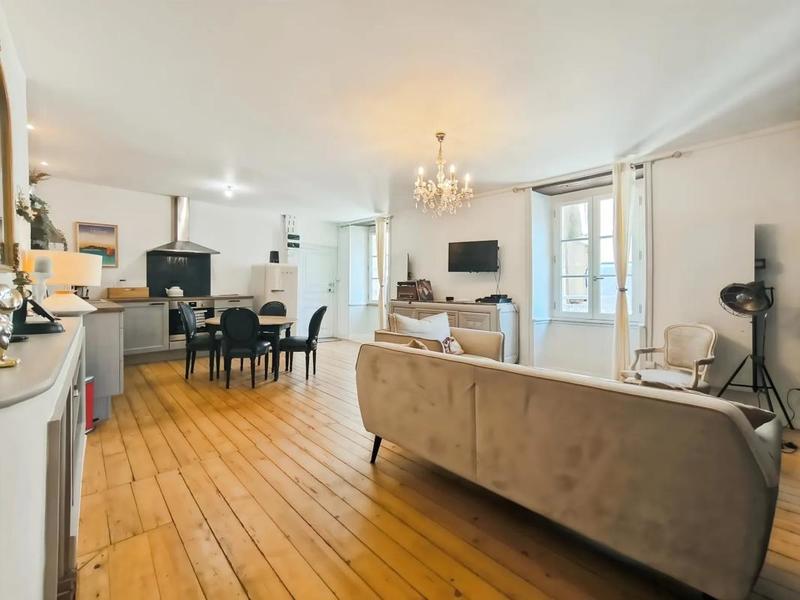 Appartement - 65 m² - 3 pièces