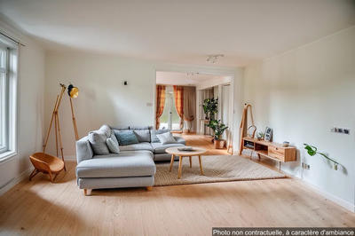 Maison - 190 m² - 8 pièces