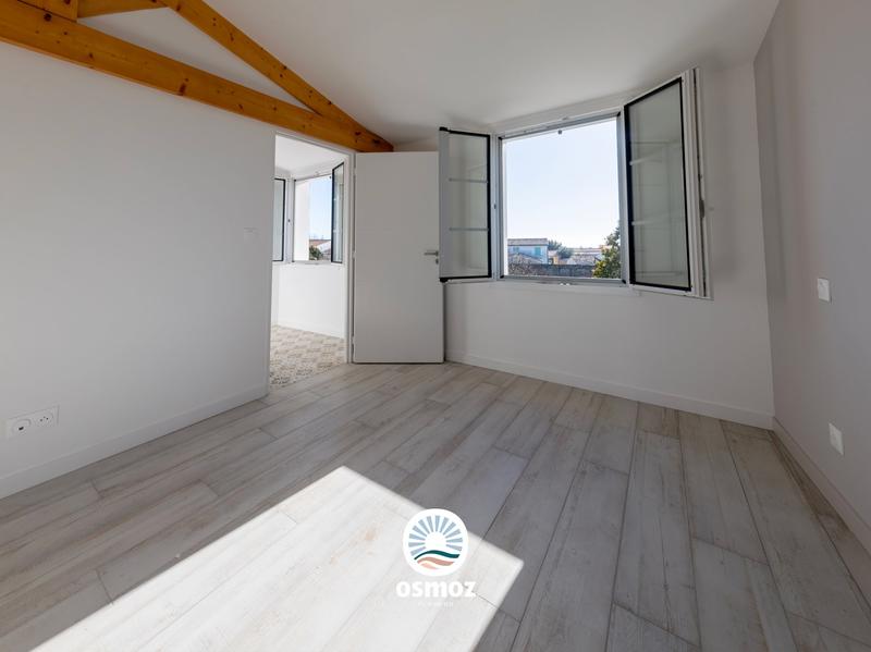 Maison traditionnelle - 102 m² - 4 pièces