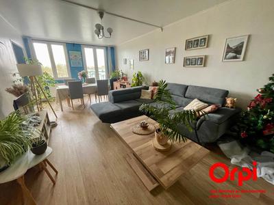 Appartement - 83 m² - 4 pièces