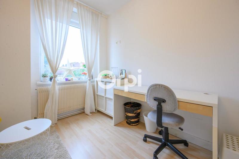 Maison - 104 m² - 4 pièces