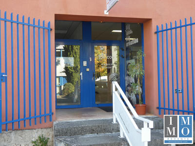 Local d'activités - 128 m² - 4 pièces