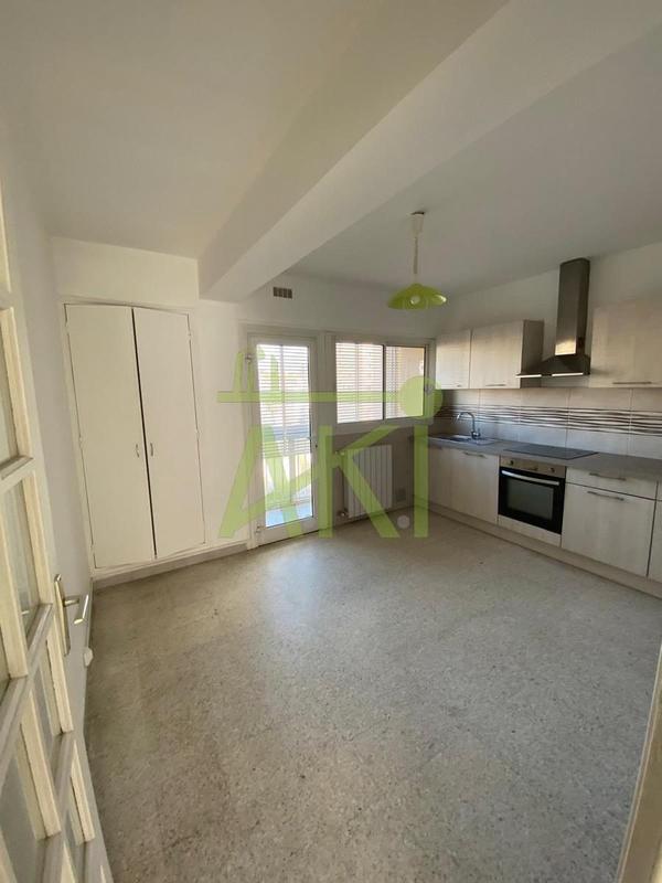 Appartement - 95 m² - 4 pièces