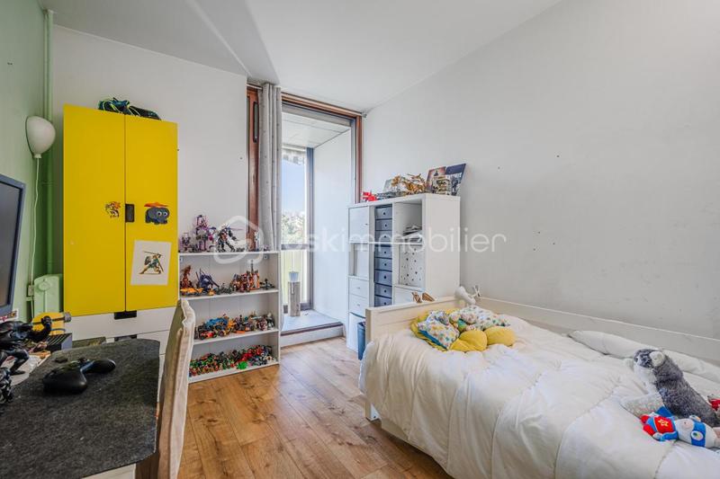 Appartement - 82 m² - 4 pièces