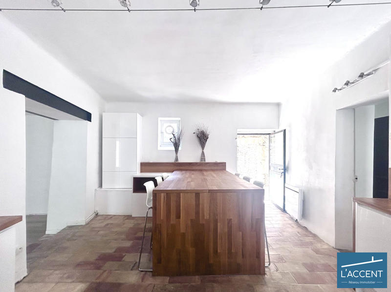 Maison - 188 m² - 5 pièces