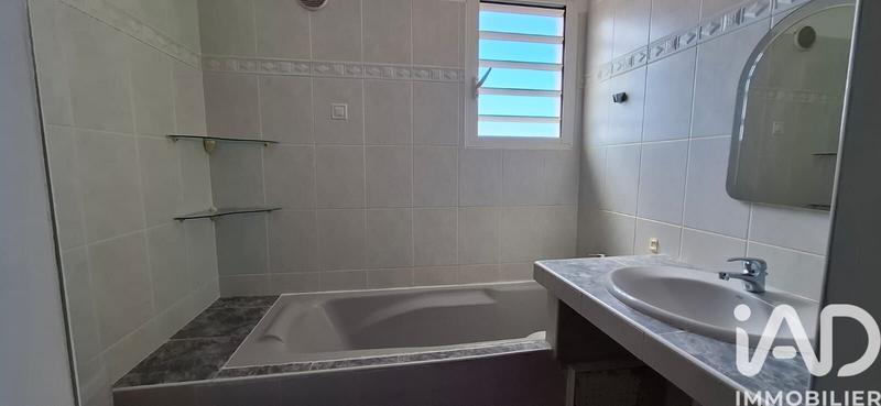 Maison - 241 m² - 9 pièces