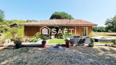 Maison - 204 m² - 7 pièces